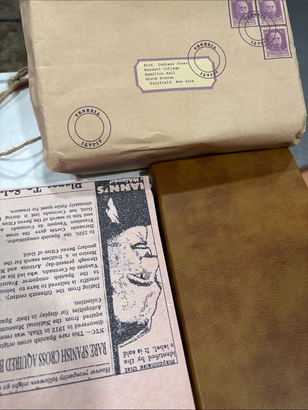 Indiana Jones and the Last Crusade Grail Diary W/Inserts Prop Replica